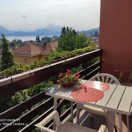 Terrazza Con Vista Lago Appartement
